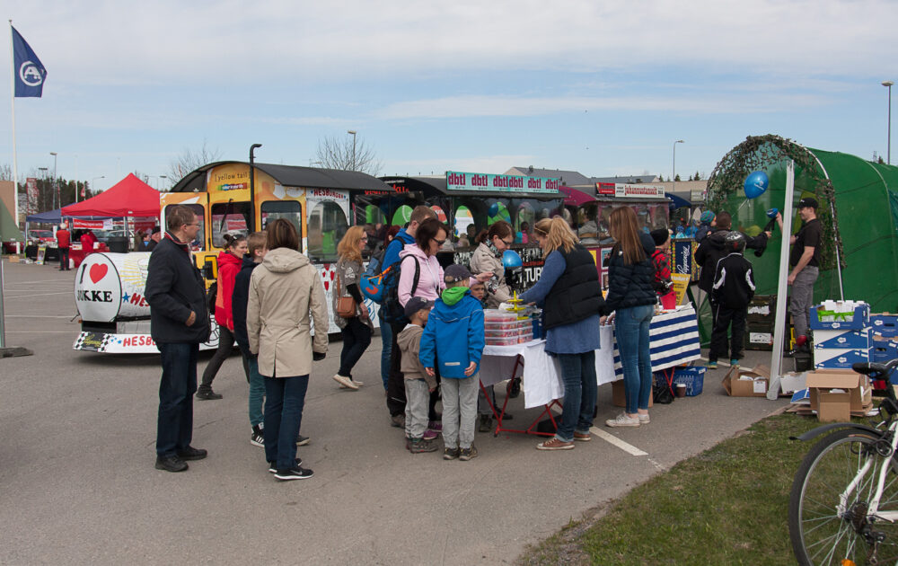 Krossin markkinatunnelmaa Krossin markkinatunnelmaa